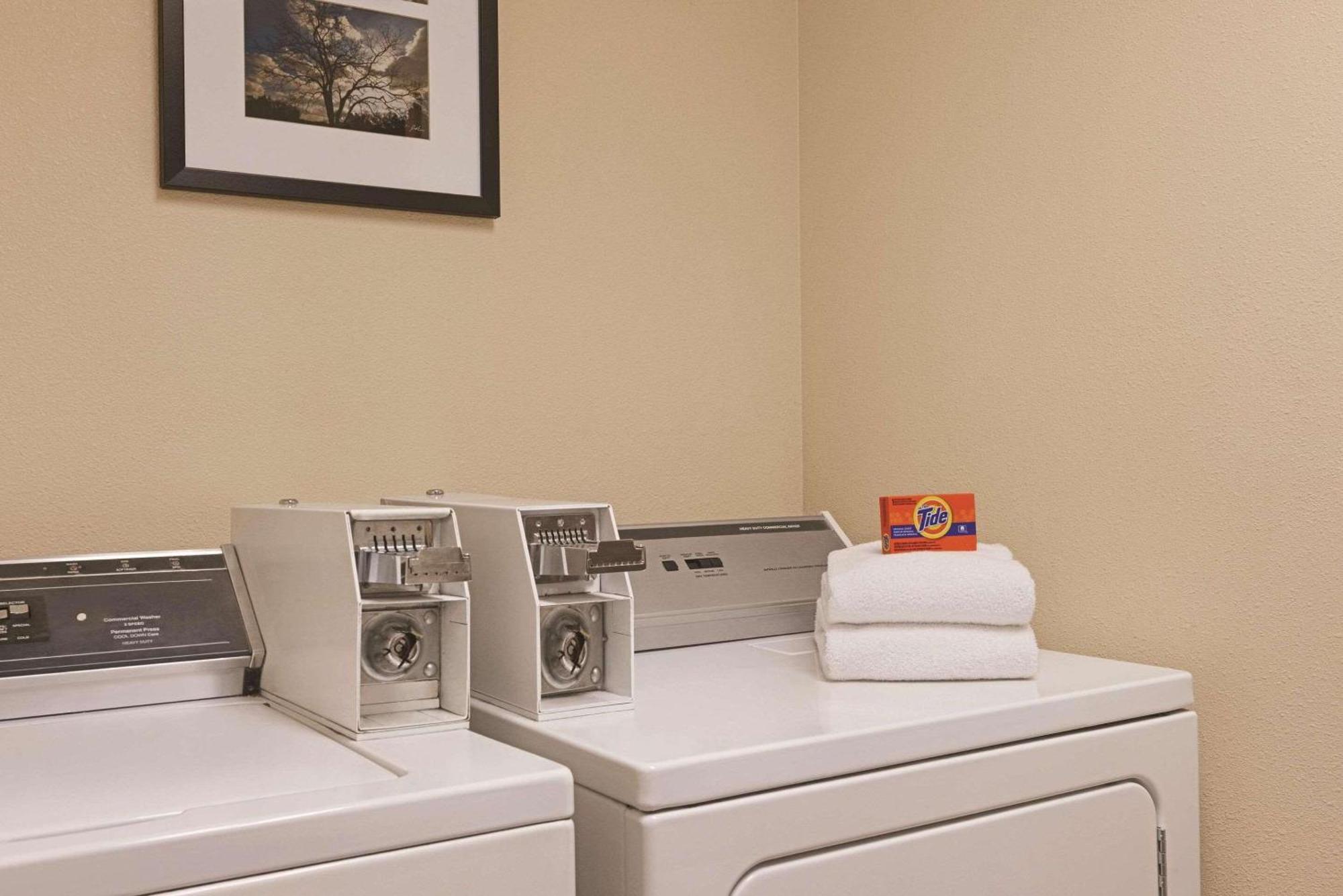 Country Inn & Suites By Radisson, Madison, Wi エクステリア 写真
