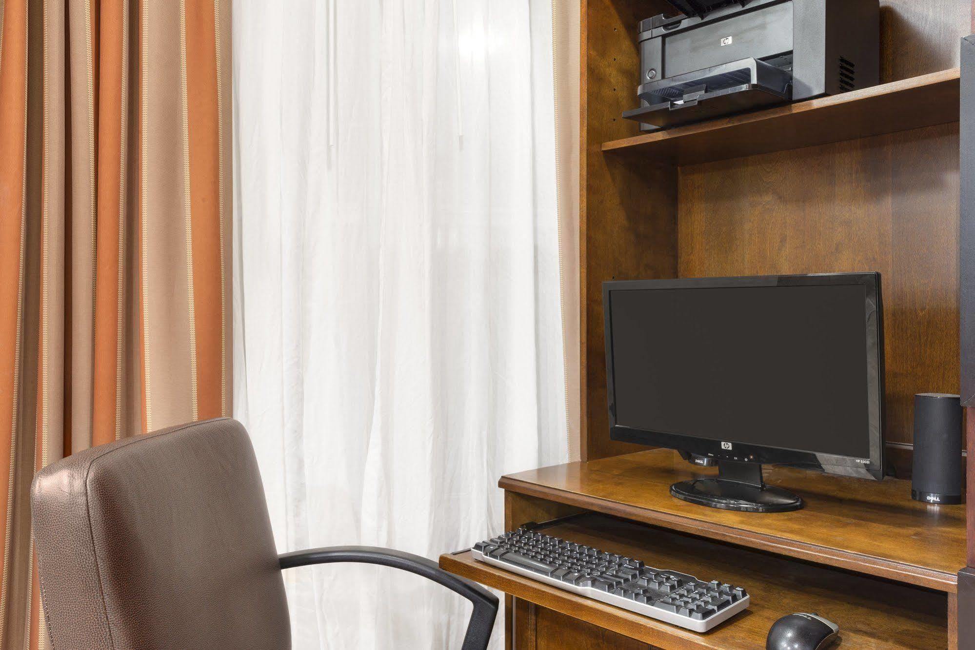 Country Inn & Suites By Radisson, Madison, Wi エクステリア 写真